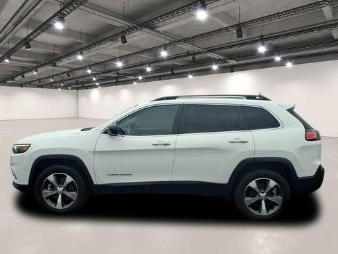 Used 2022 Jeep Cherokee Limited w/ Mopar Interior Package image 4