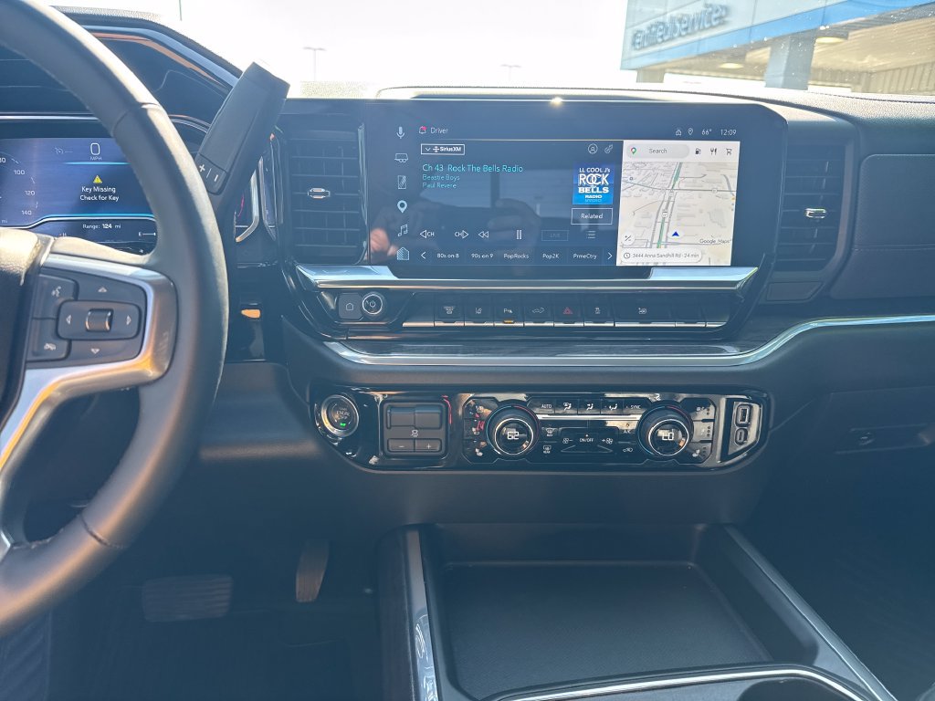 Used 2025 Chevrolet Silverado 2500 LTZ w/ LTZ Convenience Package AWD/4WD image 22