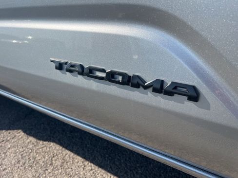 New 2025 Toyota Tacoma TRD Sport image 4