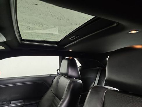 Used 2012 Dodge Challenger R/T Plus RWD image 32