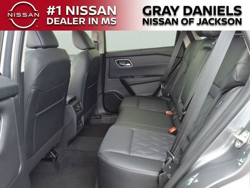 New 2026 Nissan Rogue Platinum image 25