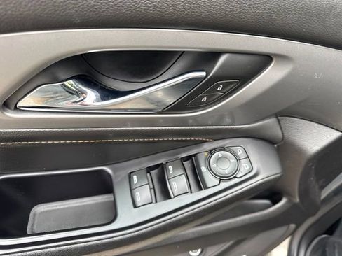 Used 2019 Chevrolet Traverse LT w/ LT Premium Package AWD/4WD image 20