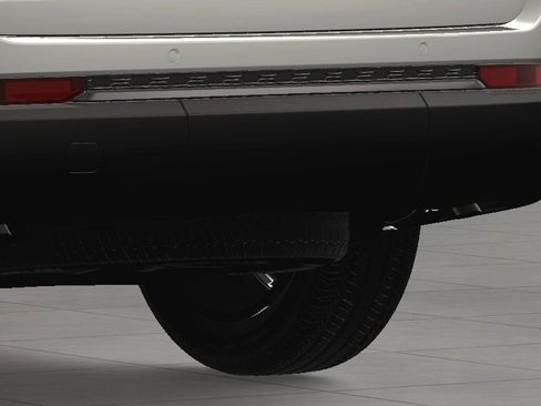 New 2025 Jeep Grand Cherokee L Altitude image 16