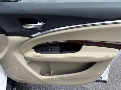 Used 2018 Acura MDX FWD w/ Tech & Entertainment image 14