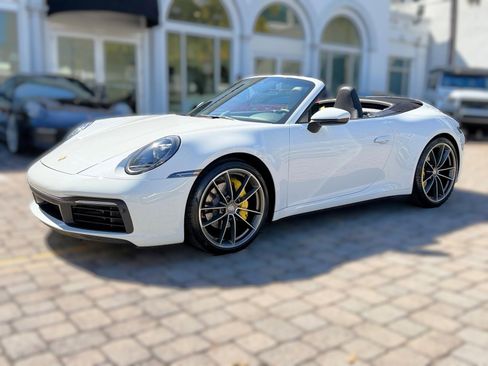 Used 2023 Porsche 911 Carrera RWD image 6