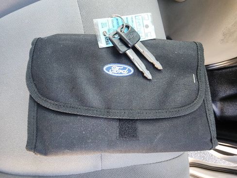 Used 2015 Ford E-350 and Econoline 350 Super Duty image 28