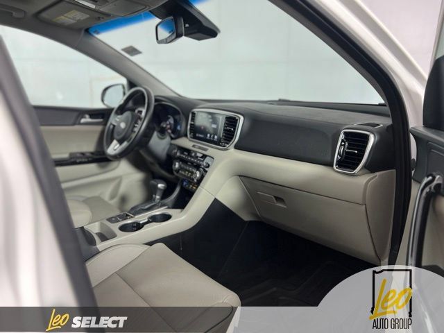 Used 2021 Kia Sportage EX w/ EX Technology Package FWD image 24