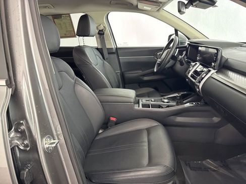 Certified 2024 Kia Sorento EX image 22