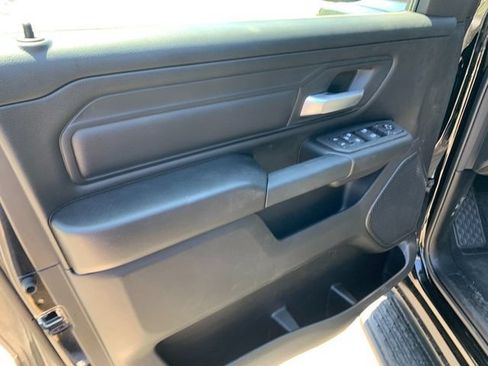 New 2026 RAM 1500 Express AWD/4WD image 15
