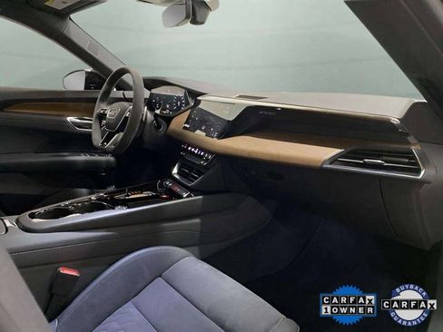 Used 2023 Audi e-tron GT Premium Plus image 79