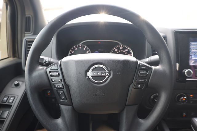 Used 2023 Nissan Frontier SV w/ Midnight Edition Package AWD/4WD image 16