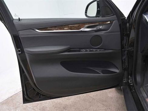 Used 2019 BMW X6 sDrive35i w/ Convenience Package image 26