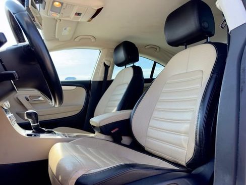 Used 2015 Volkswagen CC Sport FWD image 14