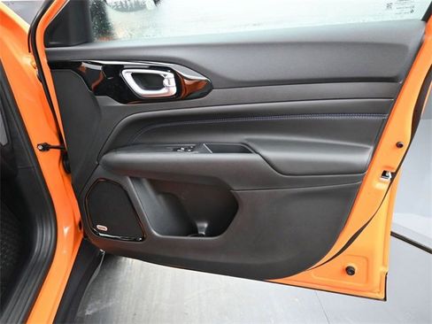 New 2026 Jeep Compass Latitude w/ Sun and Sound Group image 20