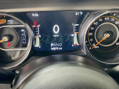 Used 2021 Jeep Wrangler Unlimited Sport AWD/4WD image 12