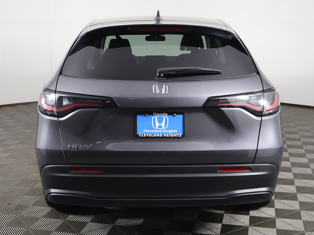 Used 2027 Honda HR-V LX image 9