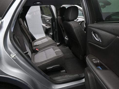 Used 2023 Chevrolet Blazer LT FWD image 22