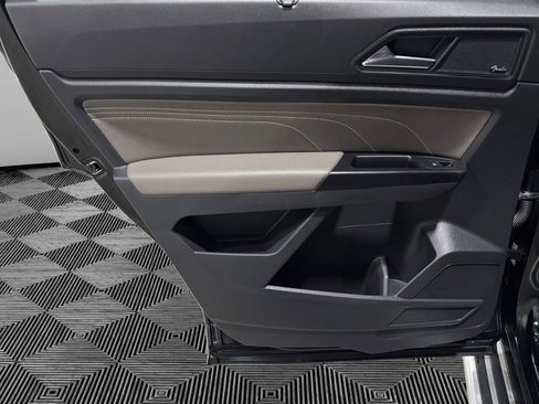 Used 2021 Volkswagen Atlas SEL Premium AWD/4WD image 20