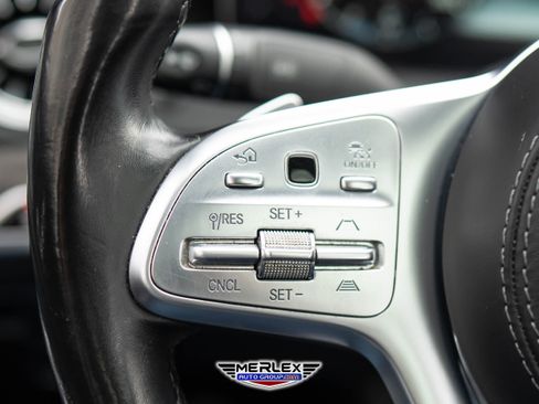 Used 2018 Mercedes-Benz S 560 4MATIC Sedan w/ Premium Package image 27