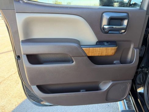 Used 2016 GMC Sierra 2500 SLT w/ Duramax Plus Package image 24