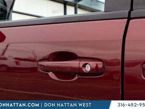 Used 2019 Dodge Grand Caravan SE FWD image 27