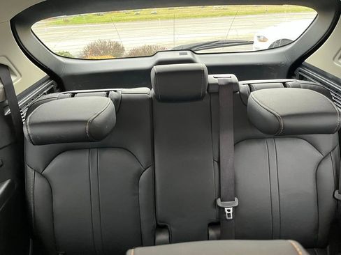 Used 2025 MAZDA CX-90 3.3 Turbo w/ Preferred Package image 30