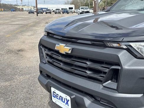 New 2026 Chevrolet Colorado W/T w/ WT Custom Package AWD/4WD image 3