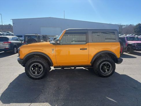 Used 2021 Ford Bronco Badlands image 4