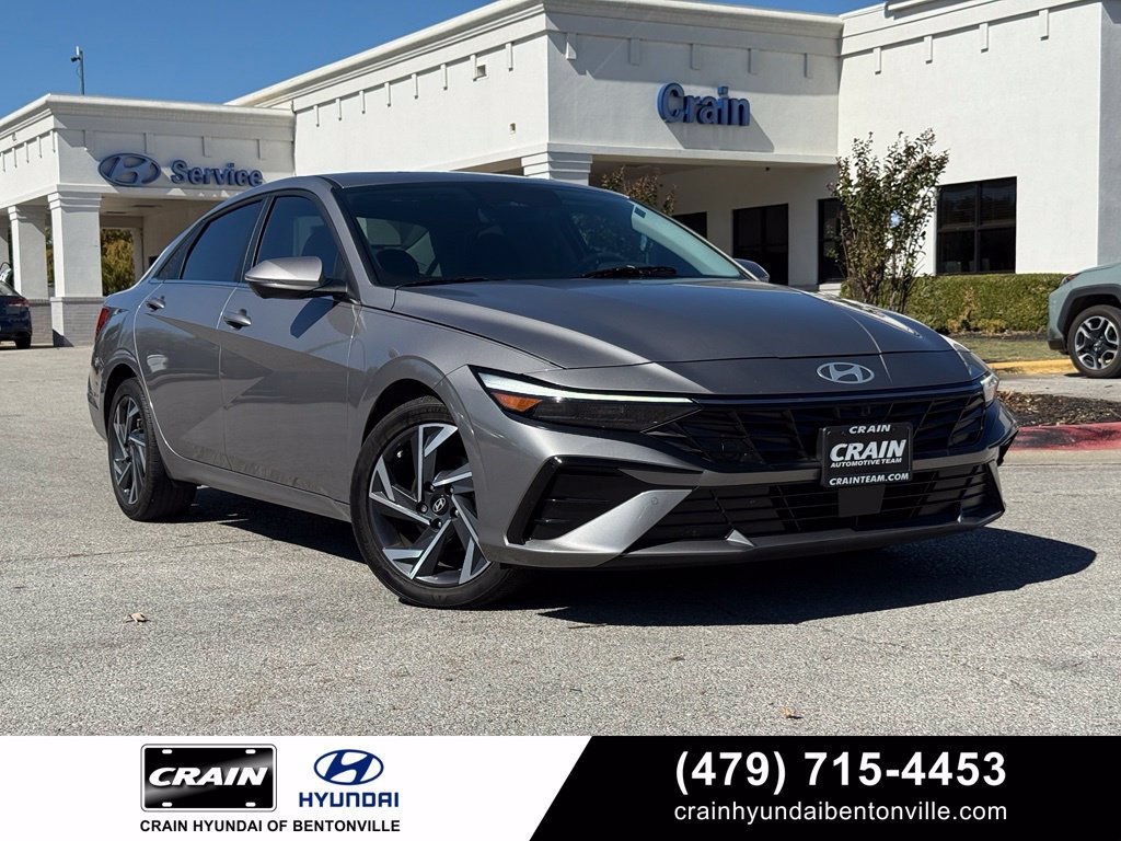 Used 2024 Hyundai Elantra Limited FWD image 1