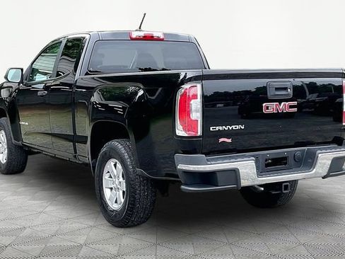 Used 2016 GMC Canyon W/T w/ Convenience Package RWD image 3