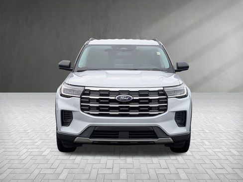 New 2026 Ford Explorer Active image 4