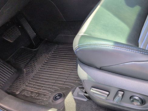 Used 2023 Toyota RAV4 XSE AWD/4WD image 16