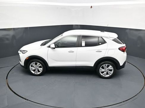 Used 2025 Buick Encore GX Preferred AWD/4WD image 37
