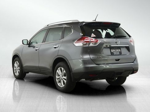 Used 2016 Nissan Rogue SV AWD/4WD image 3
