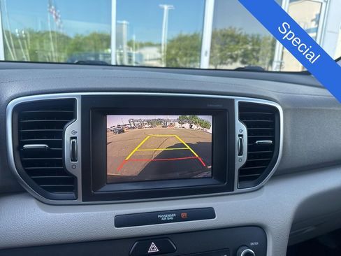 Used 2017 Kia Sportage EX w/ EX Premium Package FWD image 12