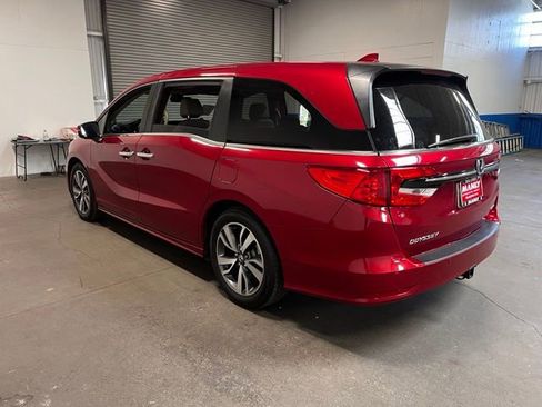 Used 2022 Honda Odyssey Touring image 5