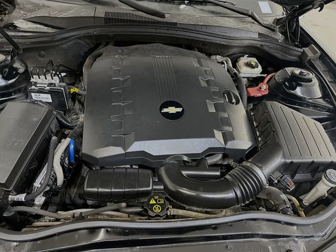 Used 2013 Chevrolet Camaro LS RWD image 30