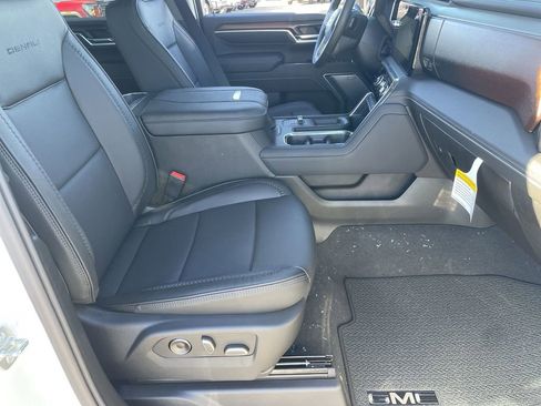 New 2026 GMC Sierra 2500 Denali w/ Technology Package AWD/4WD image 28