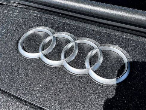 Used 2021 Audi Q7 2.0T Premium w/ Convenience Package image 42