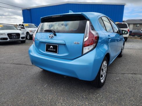 Used 2015 Toyota Prius C Two FWD image 6