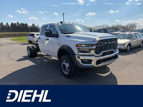 New 2026 RAM 5500 Tradesman w/ Chrome Appearance Group AWD/4WD image 1