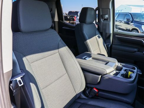 Used 2026 Chevrolet Silverado 1500 LT image 18