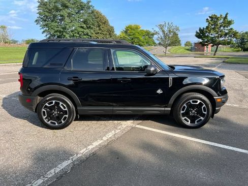 Used 2023 Ford Bronco Sport Outer Banks w/ Tech Package AWD/4WD image 12