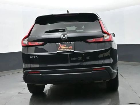 Used 2025 Honda CR-V EX image 8