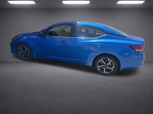 Used 2024 Nissan Sentra SV FWD image 10
