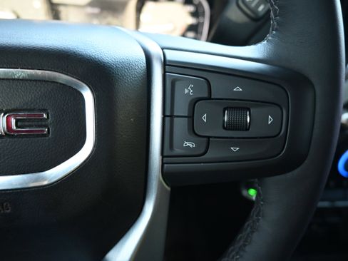 Used 2021 GMC Sierra 3500 SLT w/ SLT Convenience Package image 21