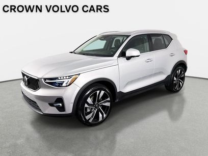 Used 2023 Volvo XC40 B5 Plus w/ Protection Package Premier