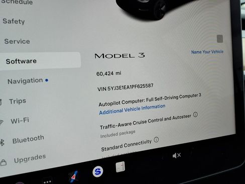Used 2023 Tesla Model 3 Standard Range RWD image 34