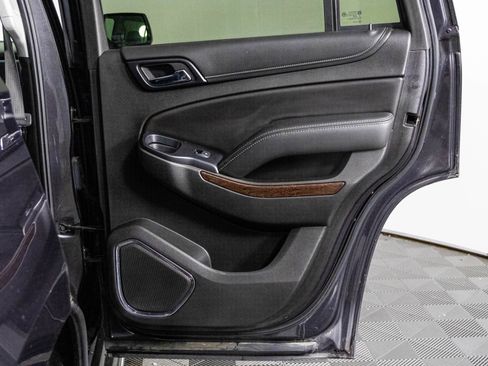 Used 2018 GMC Yukon SLE w/ SLE Value Package image 38