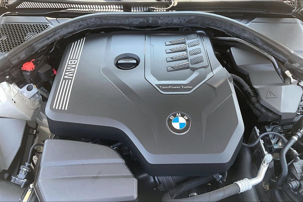 Used 2020 BMW 330i Sedan w/ Premium Package RWD image 30